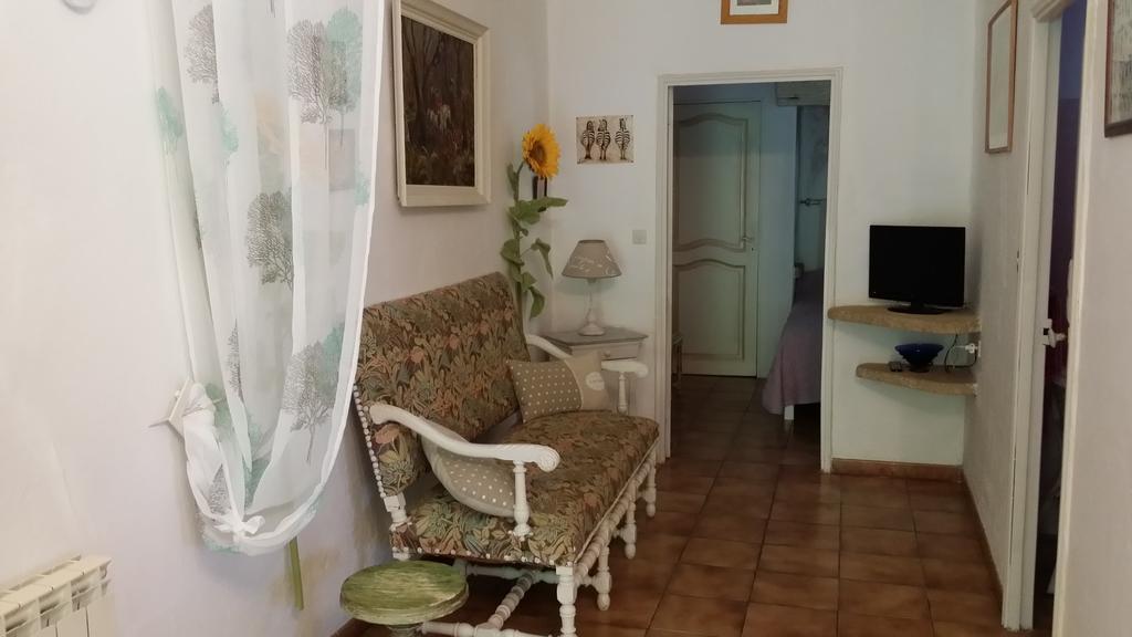 Mas De L Ancienne Magnanerie Villa Mallemort Buitenkant foto