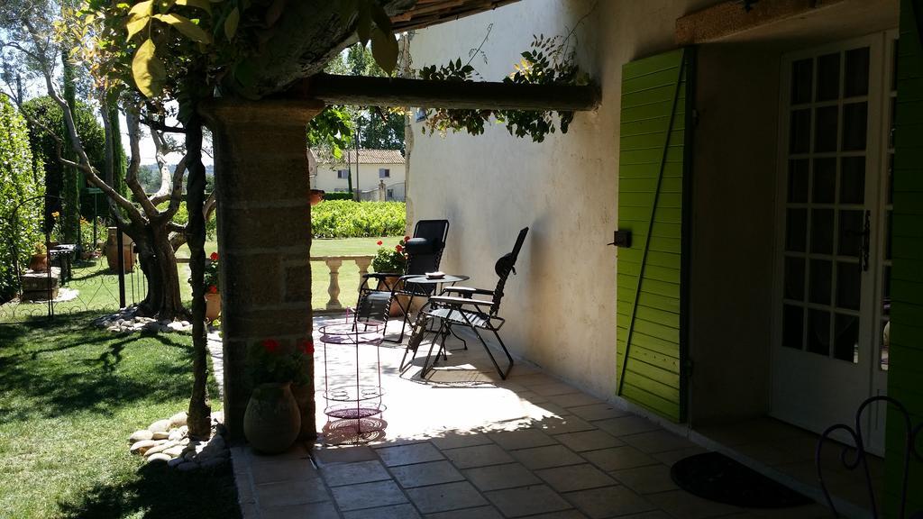 Mas De L Ancienne Magnanerie Villa Mallemort Buitenkant foto